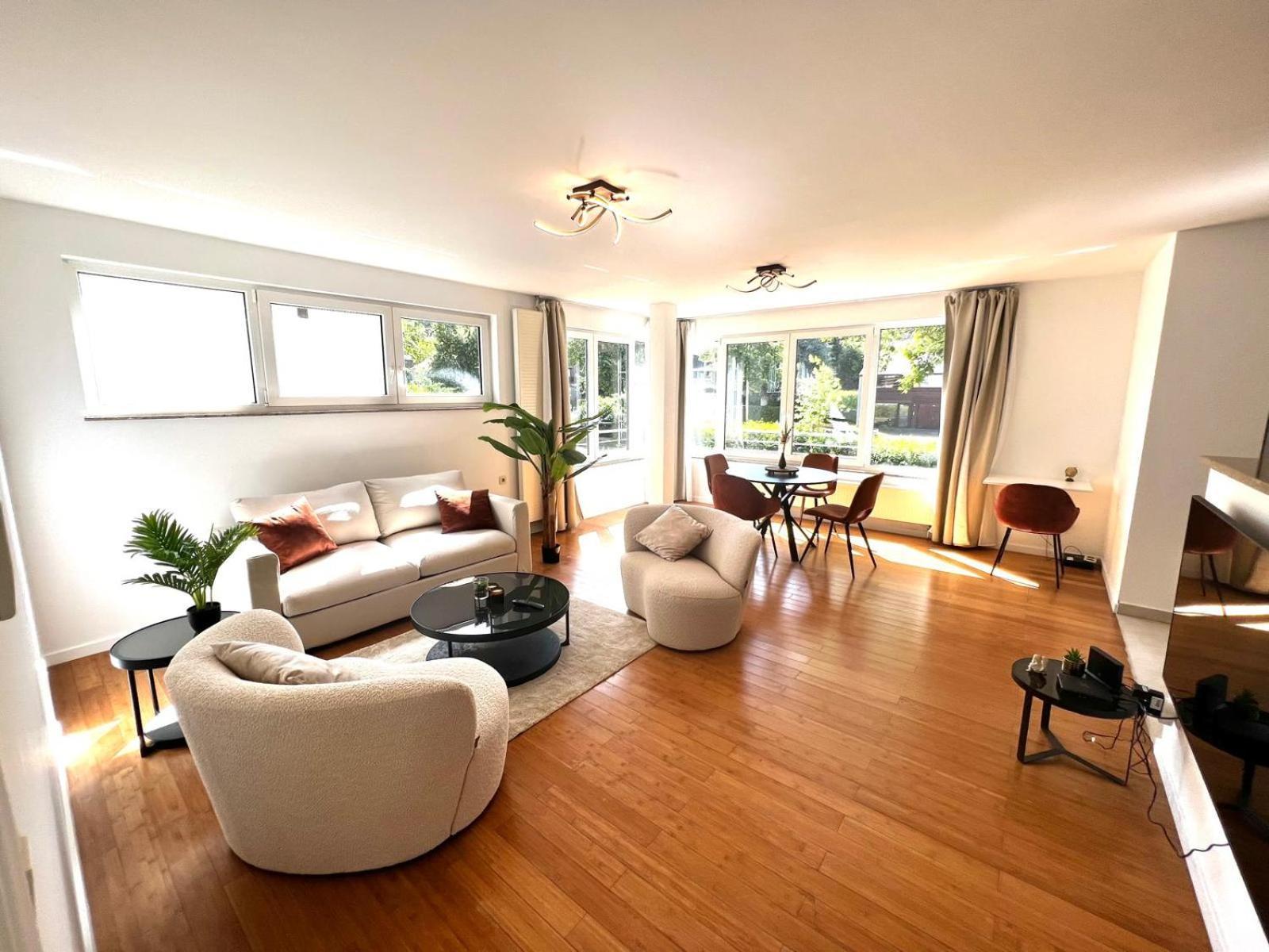 Wolu Suites Brussel Buitenkant foto